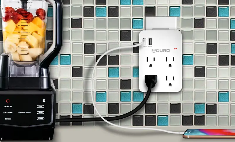 Aduro Surge 4-Outlet Multi-Device Charging Hub with Dual USB Charging Ports