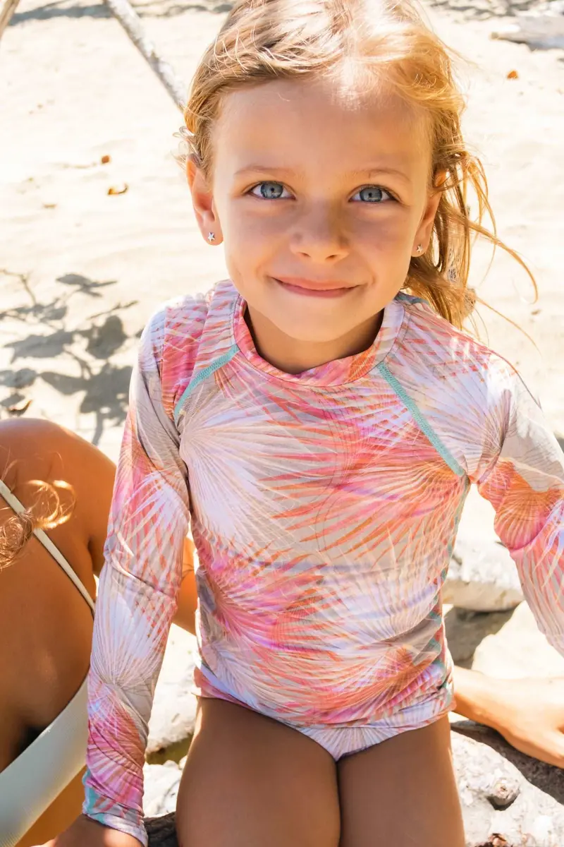 Alani UV-Protective Rash Guard in Cucumber Palms Print