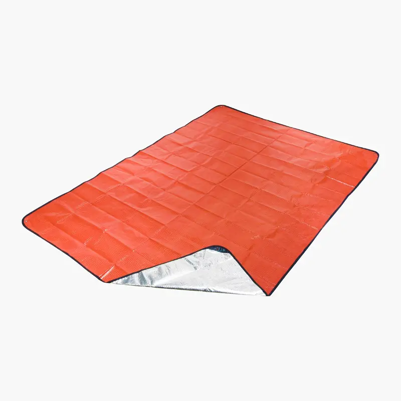 All-Season Insulated Throw Blanket for Indoor & Outdoor Use