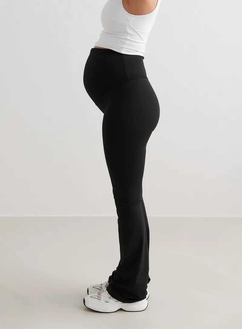 Black Sense Flared Maternity Tights for Growing Curves