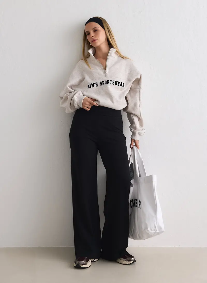 Black Sense Straight-Cut Pants – Timeless Minimalist Design