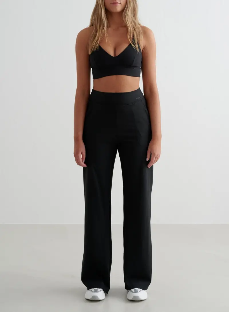 Black Sense Wide-Leg Pants and Strap Bra Matching Set