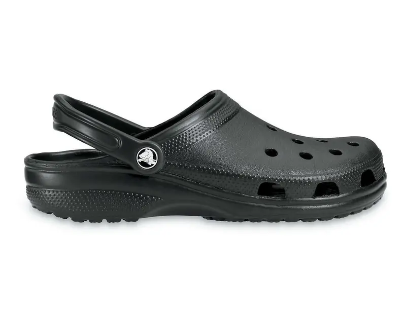 Crocs Classic Black Clogs – Roomy Fit & Waterproof
