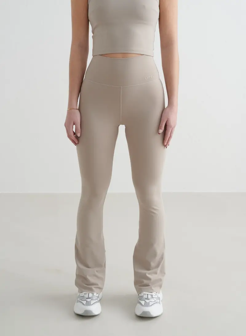 Dark Clay Sense Flare Petite Leggings