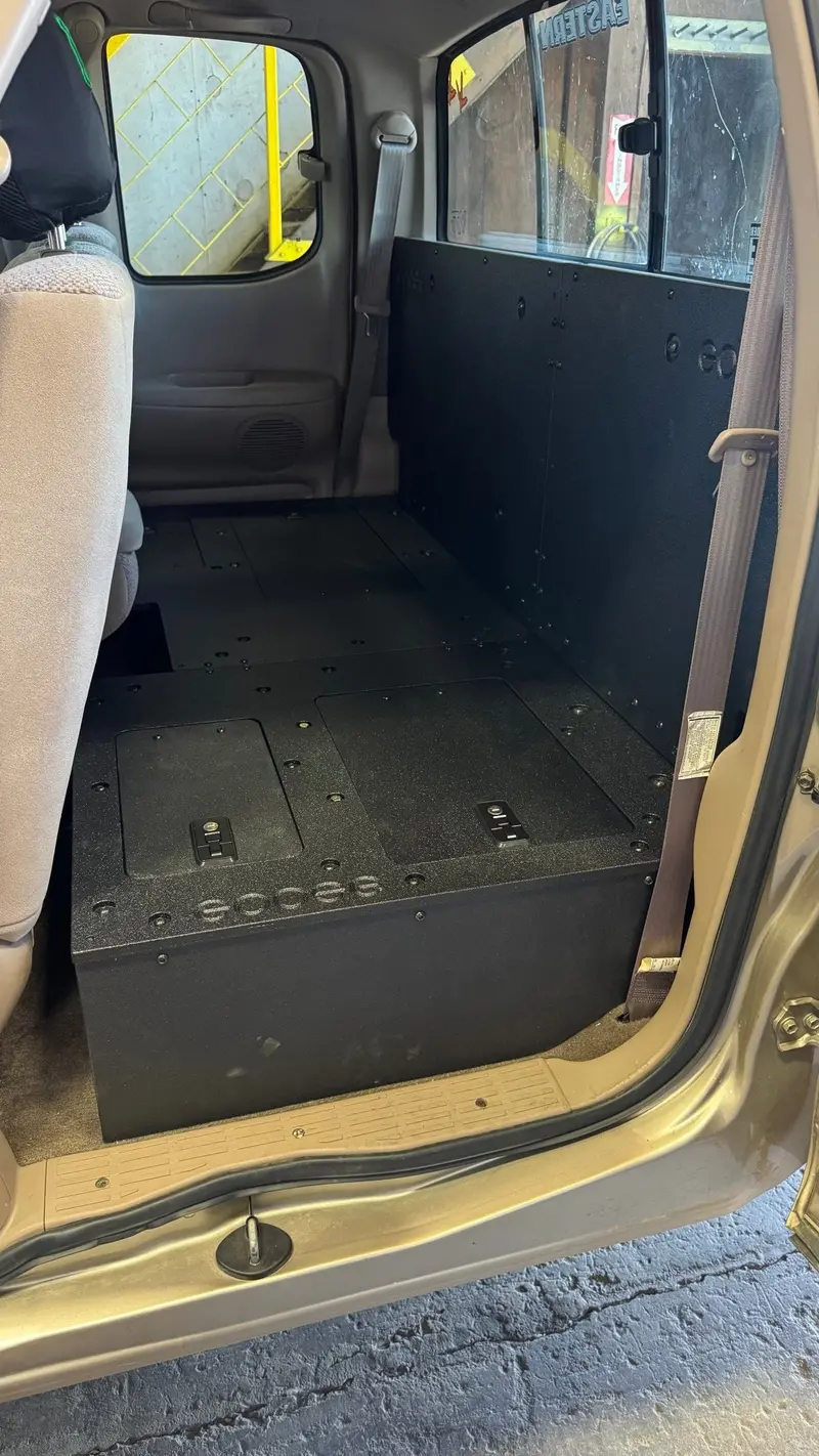Explore Series Second Row Seat Delete Plate System for 2000–2006 Toyota Tundra Access Cab (1st Gen)