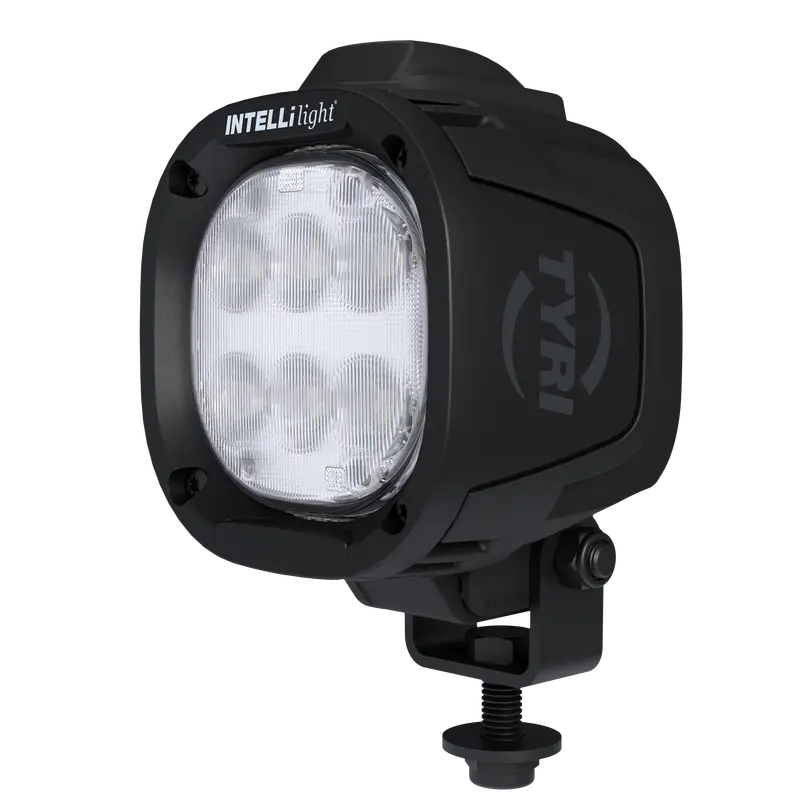 INTELLilight 1010 Adjustable LED Light – 0 to 2900 eLumens