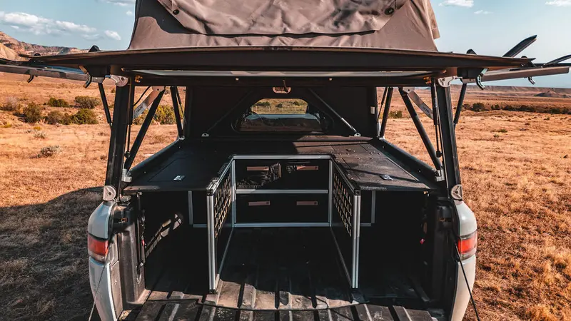 Rivian R1T (2022–Present) 4.5′ Bed UltraLite Explore Series Bed System – GFC