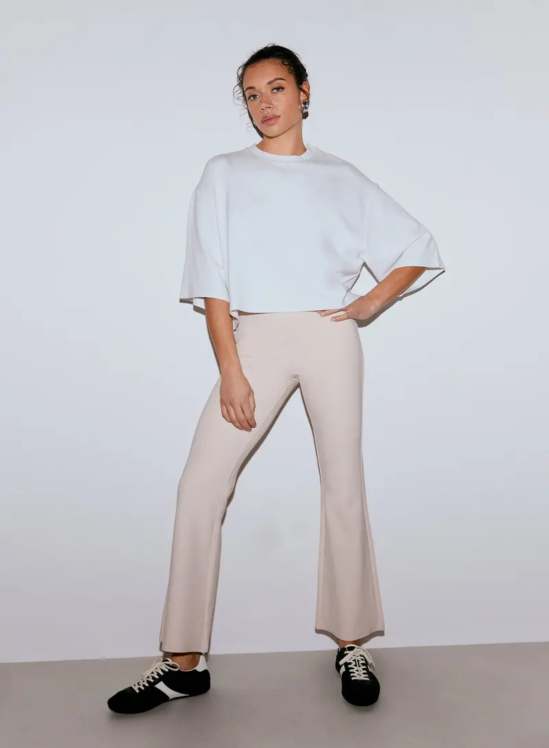 Sand Luxe Kick-Flare Leggings