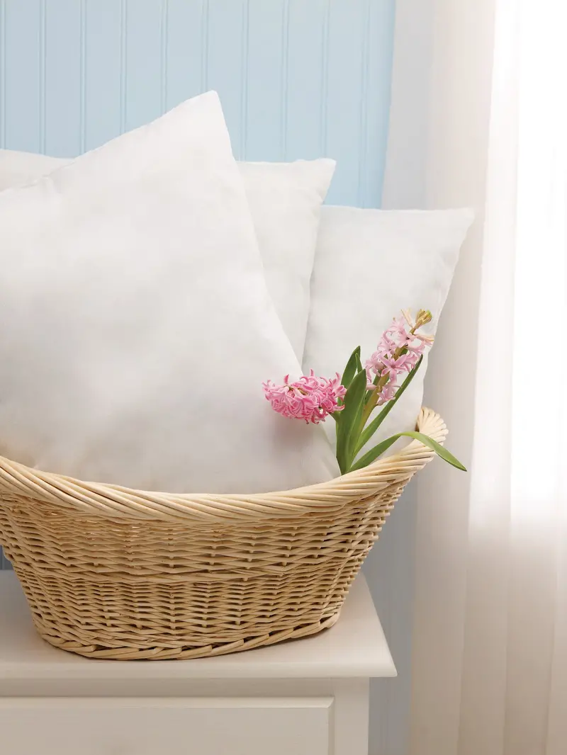 Single-Use Disposable Pillows – Pack of 12