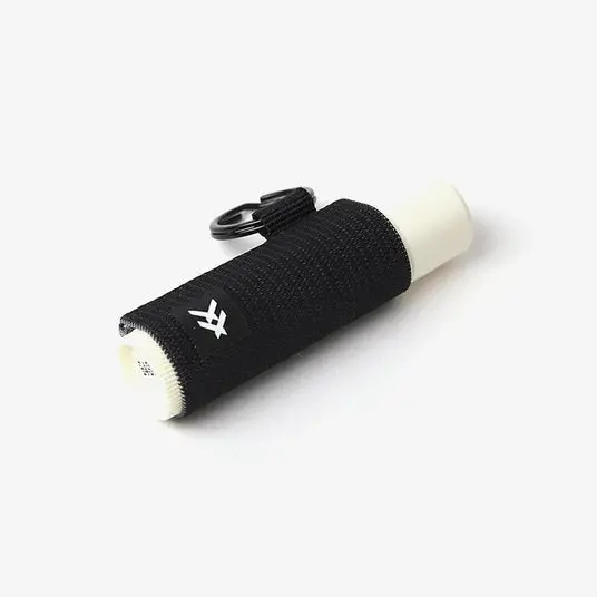 Threads Lip Balm Holder – Compact Accessory Case