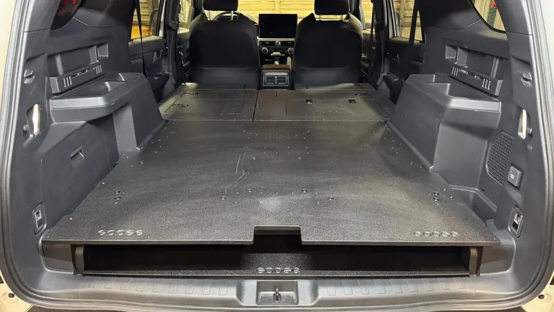 Toyota 4Runner Hybrid (2025–Present, 6th Gen) – Stealth Sleep Package